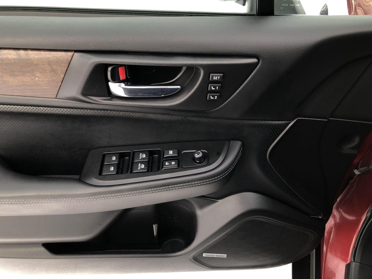 2017 Subaru Outback 2.5i Limited TECH. PKG, EYESIGHT, LEATHER, ROOF, H Photo