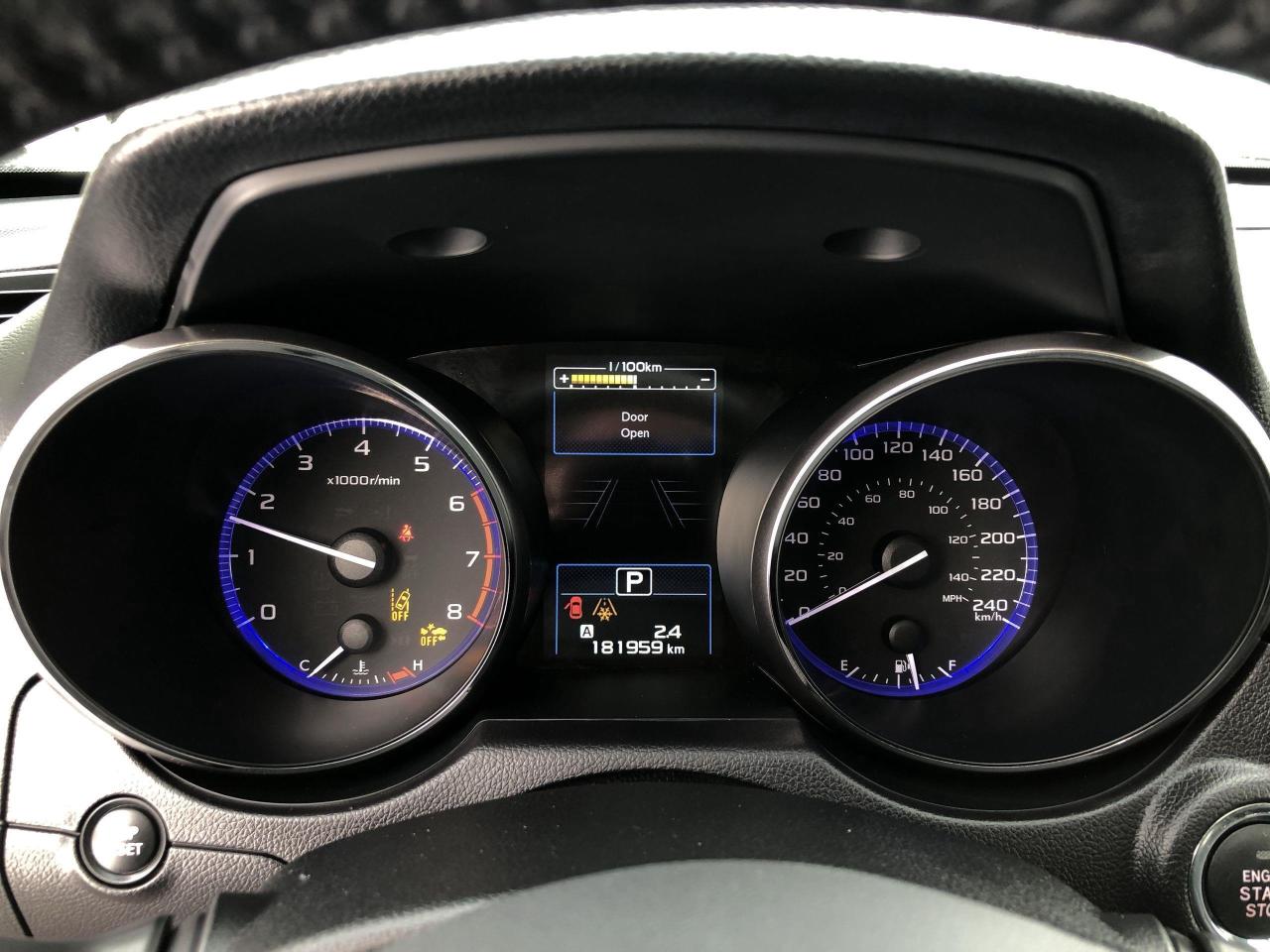 2017 Subaru Outback 2.5i Limited TECH. PKG, EYESIGHT, LEATHER, ROOF, H Photo