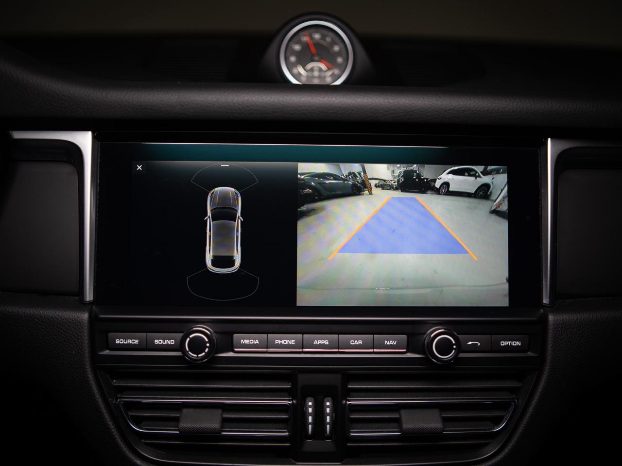 2019 Porsche Macan PREMIUM PLUS PKG | BOSE | PANO | 21 IN RS WHEELS Photo