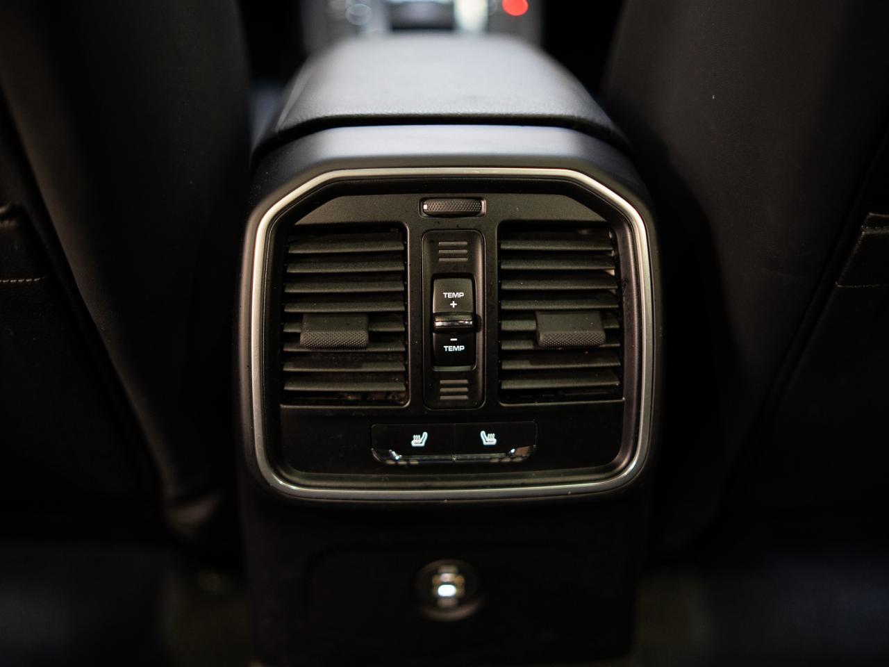 2019 Porsche Macan PREMIUM PLUS PKG | BOSE | PANO | 21 IN RS WHEELS Photo