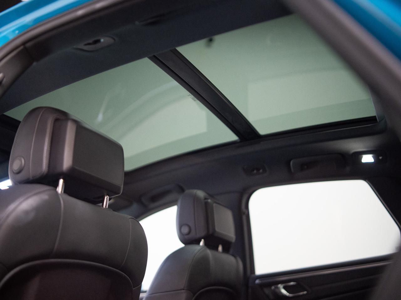 2019 Porsche Macan PREMIUM PLUS PKG | BOSE | PANO | 21 IN RS WHEELS Photo