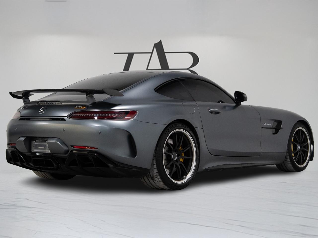 2020 Mercedes-Benz AMG GT R | CARBON FIBER | BURMESTER HD | 19 IN Photo