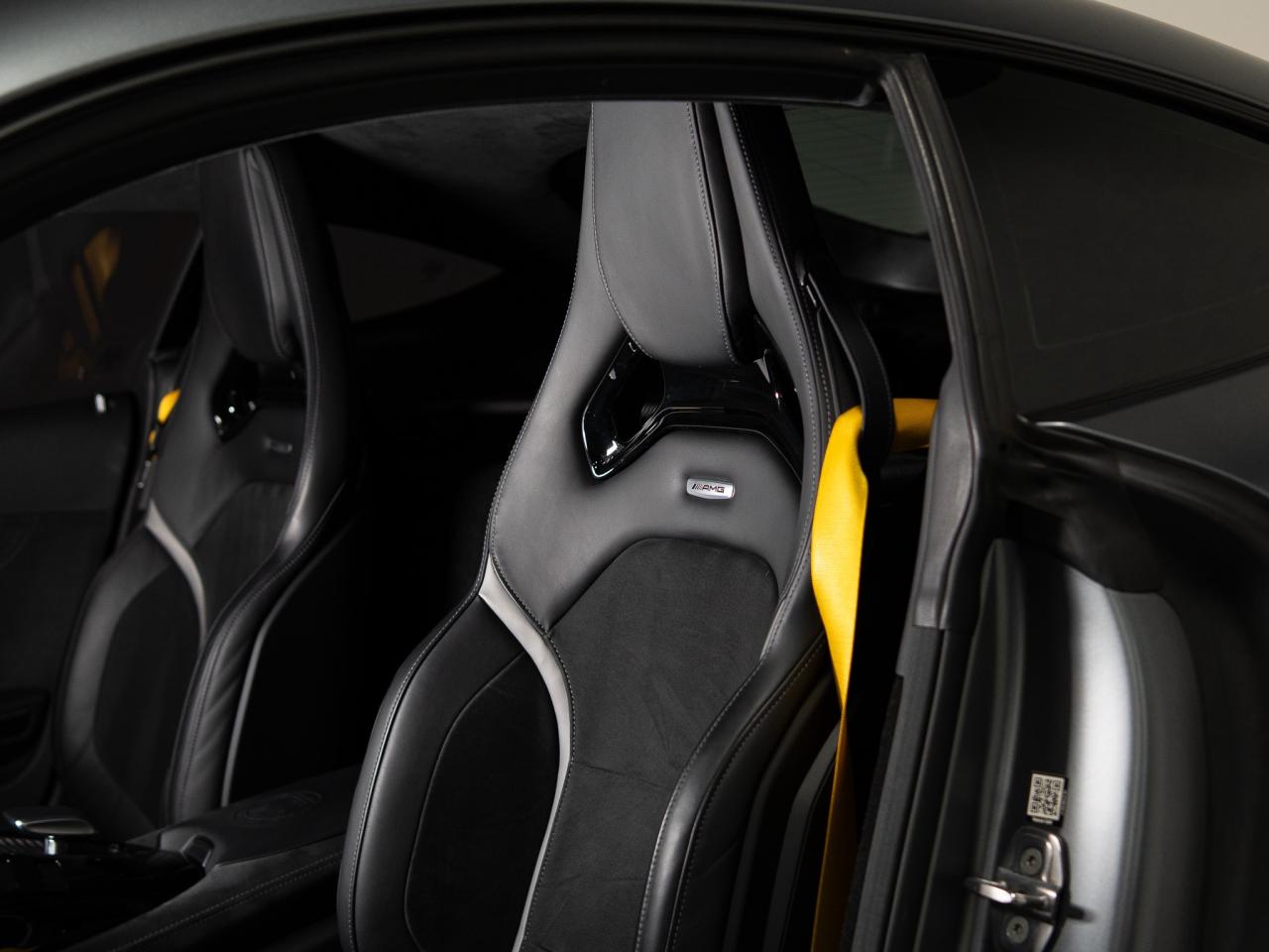 2020 Mercedes-Benz AMG GT R | CARBON FIBER | BURMESTER HD | 19 IN Photo