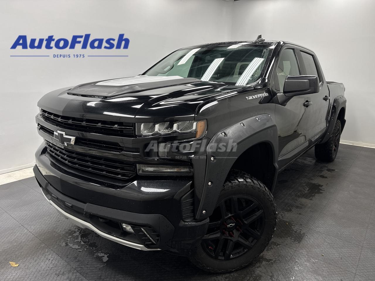 +Boite 5.8 / Box 5.8
+Apple Carplay 
+Android AutoBluetooth 
+Cam&eacute;ra de recul / Backup camera 
+D&eacute;marrage &agrave; bouton / Push button start
+R&eacute;gulateur de vitesse  / Cruise control 
+Si&egrave;ges chauffants / Heated seats 
+Si&egrave;ges refroidissants / Cooled seats
+Syst&egrave;me dassistance stationnement / Park assist system 
+Volant chauffant / Heated Steering wheel
+Attache remorque / Trailer hitch	
+Aucun Accident /  No accidents
+V&eacute;rifi&eacute; par Carfax / Carfax verified
+Kilom&eacute;trage certifi&eacute; / Certified kilometers
+Historique dentretien / Maintenance history
+Protection m&eacute;canique disponible / Mechanical protection available


Visitez notre page Google pour voir tous les commentaires positifs que nos clients nous laissent.
 
Financement rapide et facile, 1ere, 2e et 3e chances au cr&eacute;dit, approbation en 30 minutes, taux dacceptation tr&egrave;s &eacute;lev&eacute;. 

Essayez notre demande de cr&eacute;dit s&eacute;curis&eacute; en ligne, sans obligation! 

Nous sommes les sp&eacute;cialistes des autos, fourgonnettes, VUS, 4x4, et les camions l&eacute;gers jusqu&agrave; une tonne. 

*Seulement le nettoyage de base du v&eacute;hicule, fait par un sous-traitant, est inclus. Pour un perfectionnement de lesth&eacute;tique int&eacute;rieur/ext&eacute;rieur, dont une d&eacute;contamination de la peinture, des retouches de peinture, faites par nos experts en esth&eacute;tique, une somme de 249$ sera ajout&eacute;e &agrave; votre facture. Aussi disponible, loption dimmatriculer la voiture sur place, qui vous permet d&eacute;pargner du temps et le co&ucirc;t de 25$ du transit temporaire.

*AutoFlash se r&eacute;serve le droit de refuser un paiement en comptant. 

*************

Since 1975 AutoFlash has offered the best price-quality and excellent service. 

Visit our Google page to read all the nice things our clients have to say about us.

We have financing for all credit situations. 1st 2nd 3rd chance credit with an excellent approval rate!

Try our secured online credit application any time, with no obligation! 

We specialize in all brands, makes and models. Whether you need a car, truck, SUV or minivan, we can help you.

And if we dont have it, well find it for you!

*Only the basic cleaning of the vehicle, done by a subcontractor, is included in the advertised price. For a complete interior/exterior detailing, done by our esthetic specialists, which includes a complete paint decontamination and paint touch-ups if needed, an amount of 249$ will be added to your invoice. Also available, in-house licensing, which allows you to save the $25 for a temporary Transit.

*AutoFlash reserves the right to refuse a cash payment.