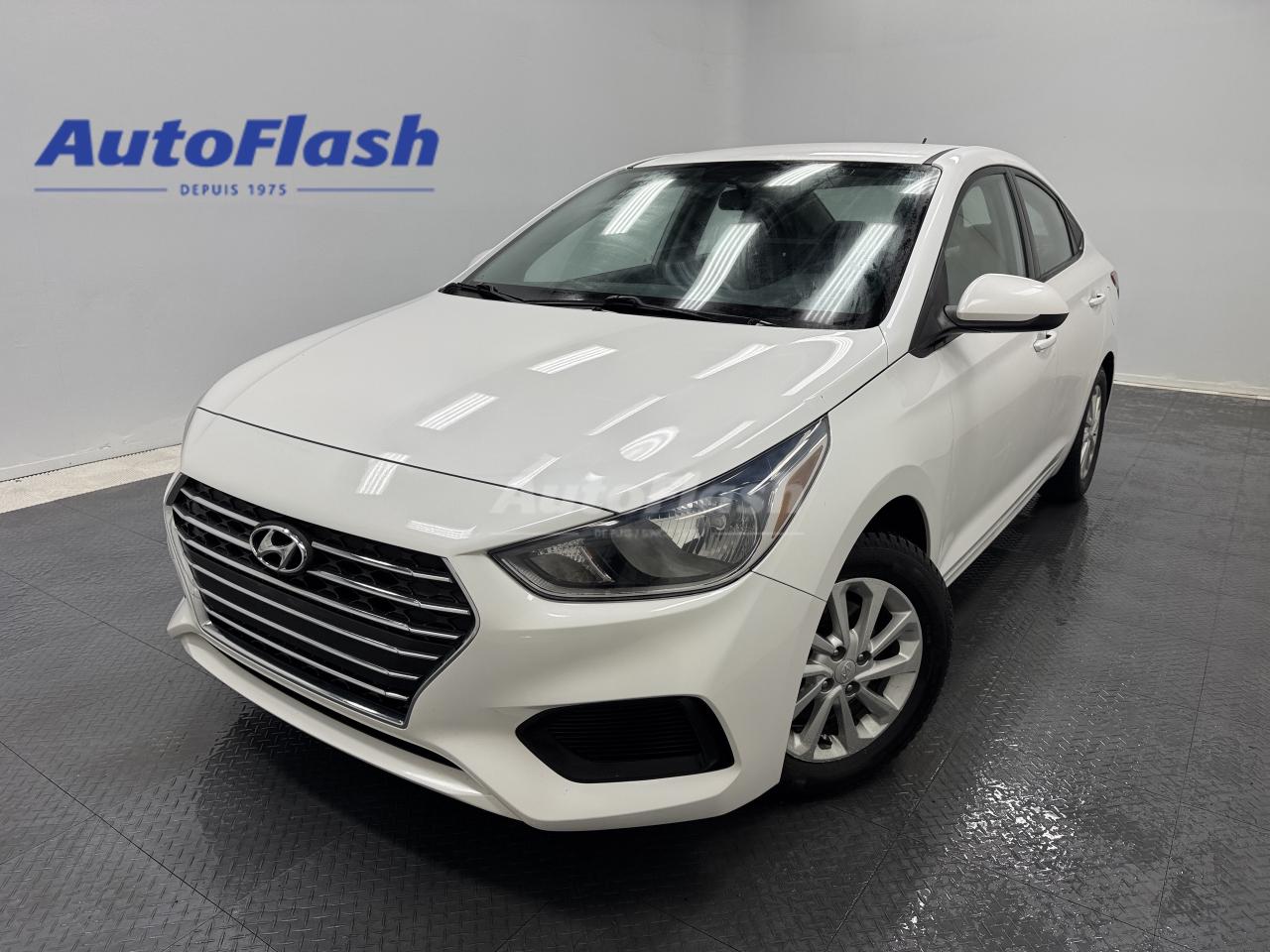 Used 2019 Hyundai Accent PREFERRED, CARPLAY, CAMERA, SIEGES CHAUFFANTS for sale in Saint-Hubert, QC