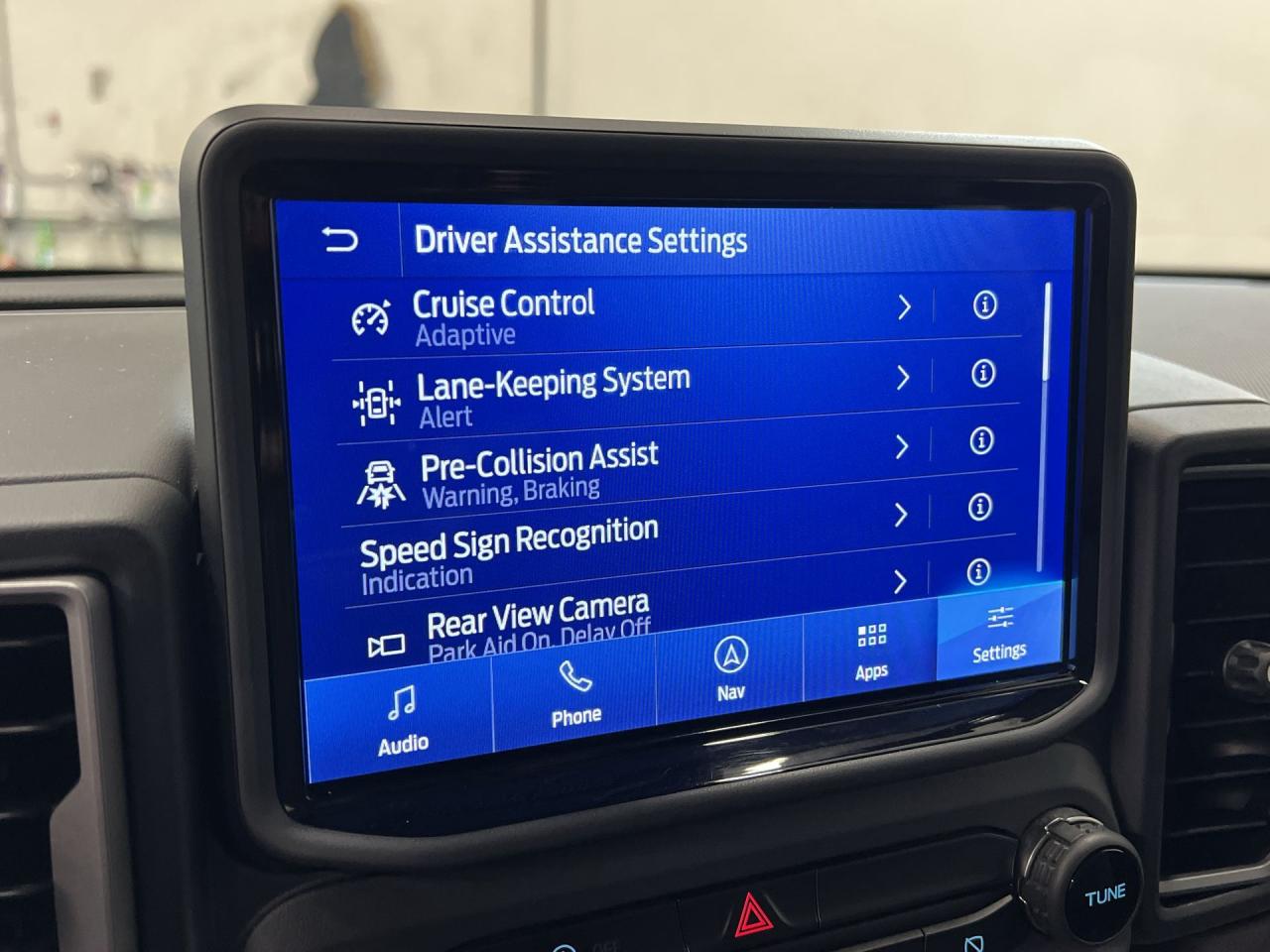 2021 Ford Bronco Sport OUTER BANKS AWD | LUX PKG | HTD LEATHER | CARPLAY Photo