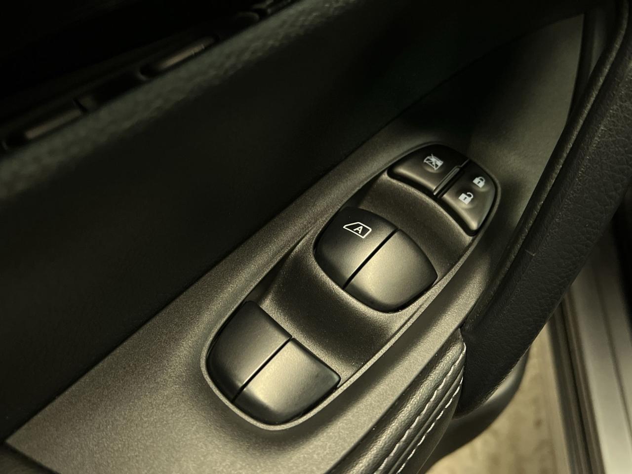 2023 Nissan Qashqai SL AWD |LEATHER | SUNROOF | 360 CAM |REMOTE START Photo