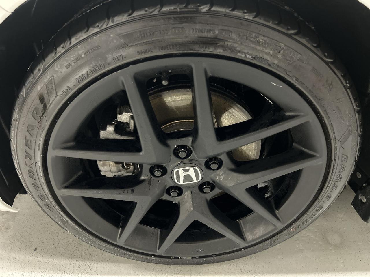 2022 Honda Civic SI | 6-SPEED | 200HP TURBO | SUNROOF | HTD SEATS Photo