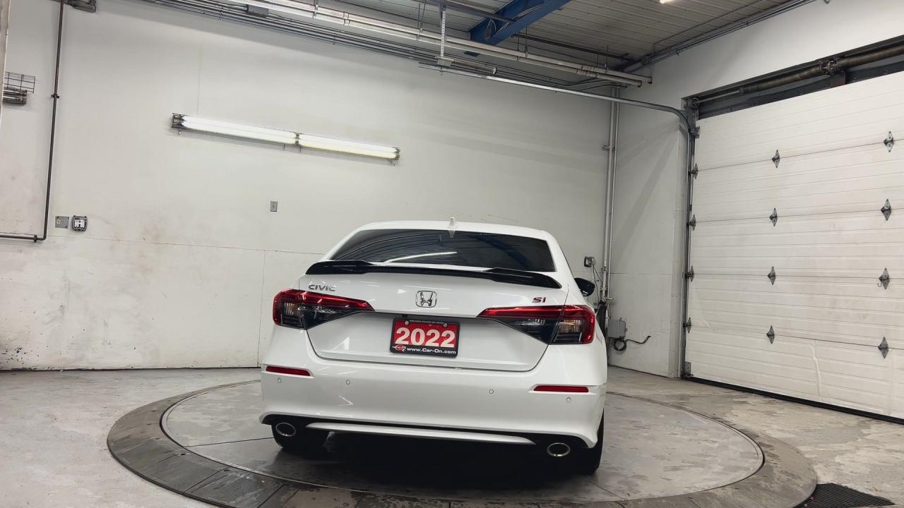 2022 Honda Civic SI | 6-SPEED | 200HP TURBO | SUNROOF | HTD SEATS Photo