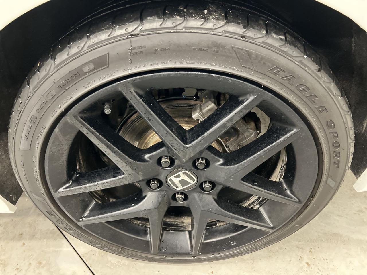 2022 Honda Civic SI | 6-SPEED | 200HP TURBO | SUNROOF | HTD SEATS Photo