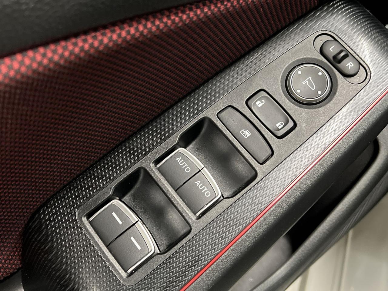 2022 Honda Civic SI | 6-SPEED | 200HP TURBO | SUNROOF | HTD SEATS Photo