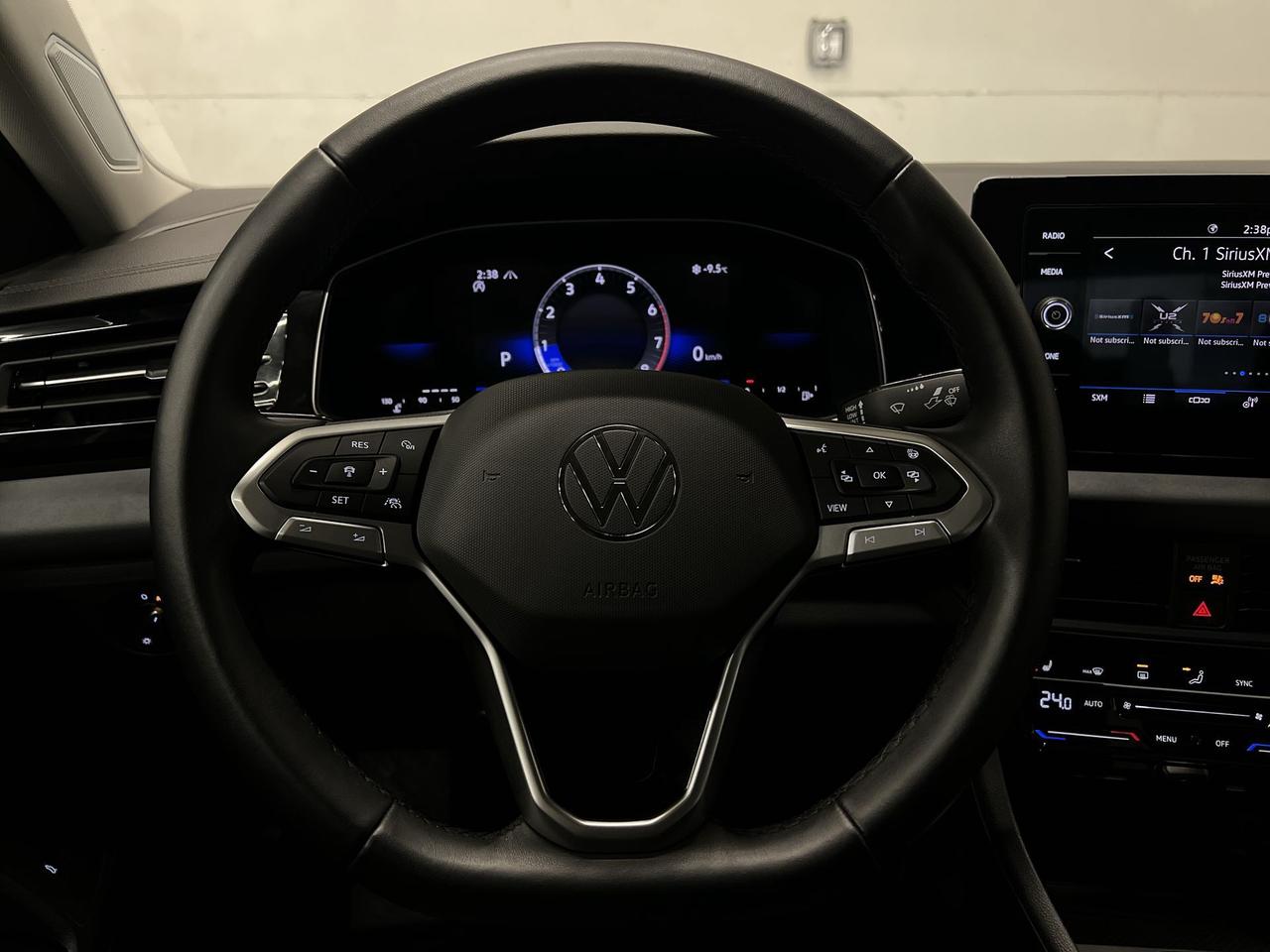 2025 Volkswagen Jetta COMFORTLINE | HTD LEATHER | CARPLAY | REMOTE START Photo