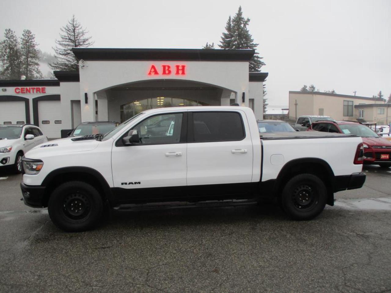 2019 RAM 1500 Rebel CREW CAB 4X4 Photo2