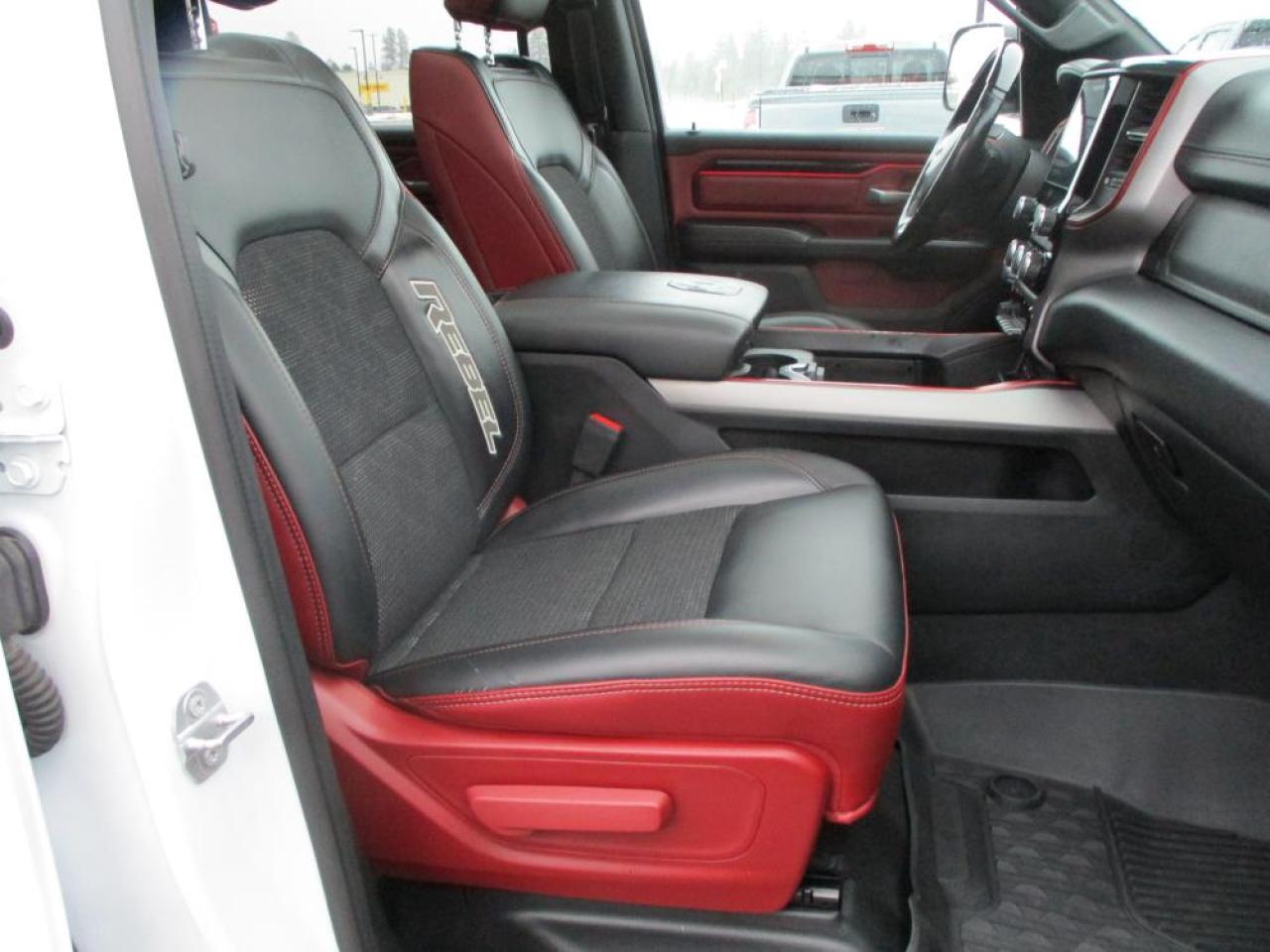 2019 RAM 1500 Rebel CREW CAB 4X4 - Photo #12