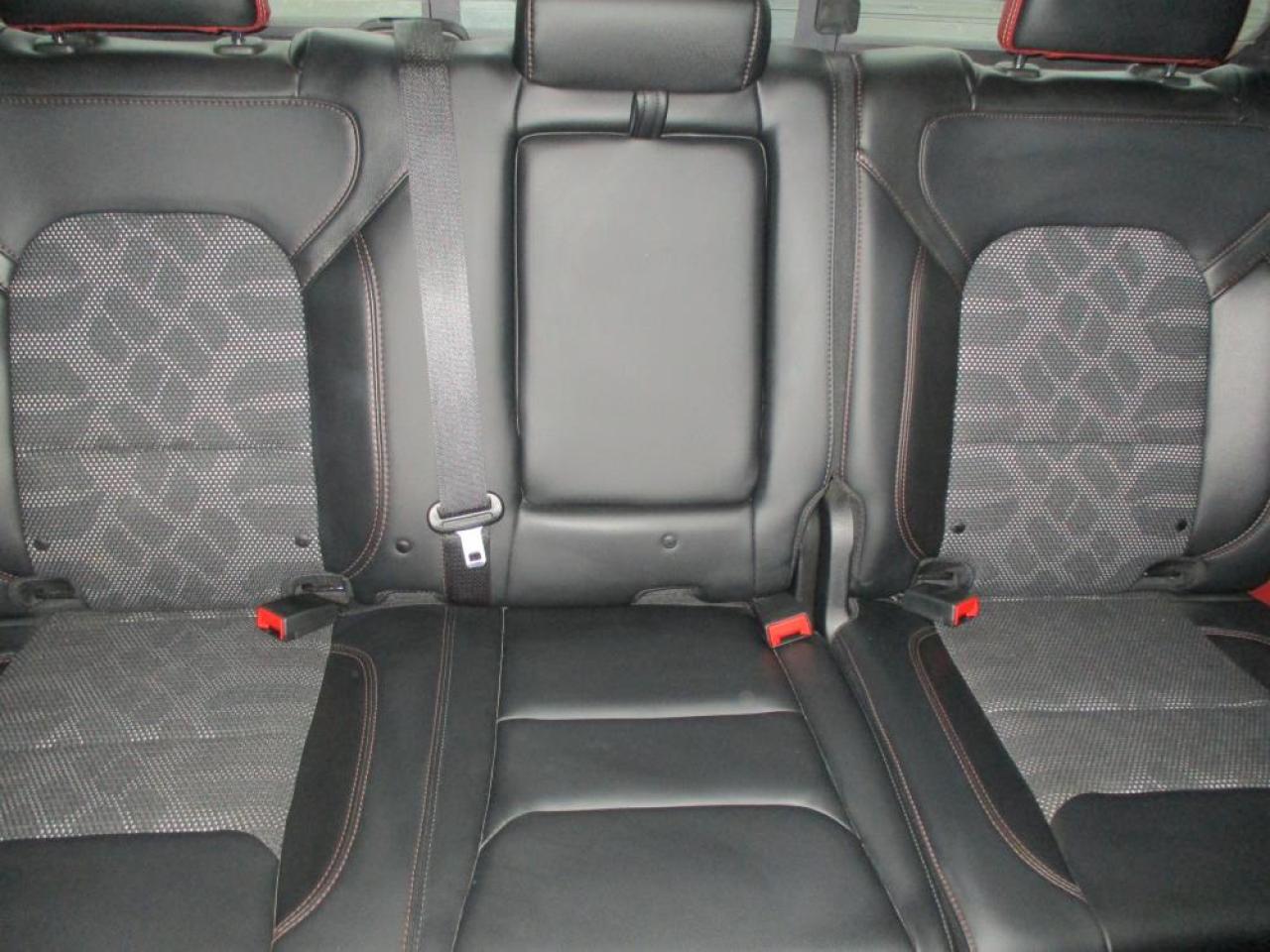 2019 RAM 1500 Rebel CREW CAB 4X4 - Photo #14