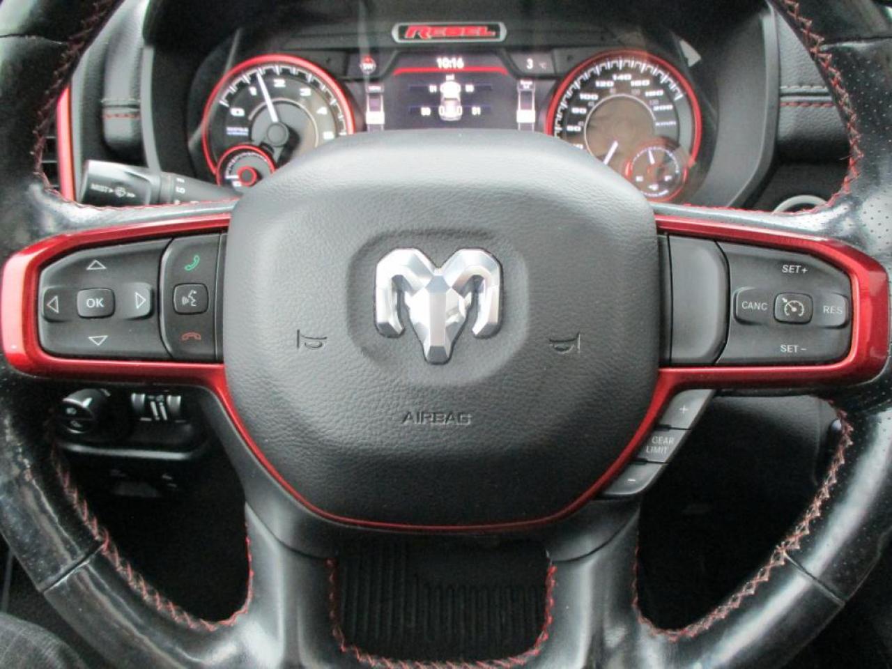 2019 RAM 1500 Rebel CREW CAB 4X4 - Photo #15