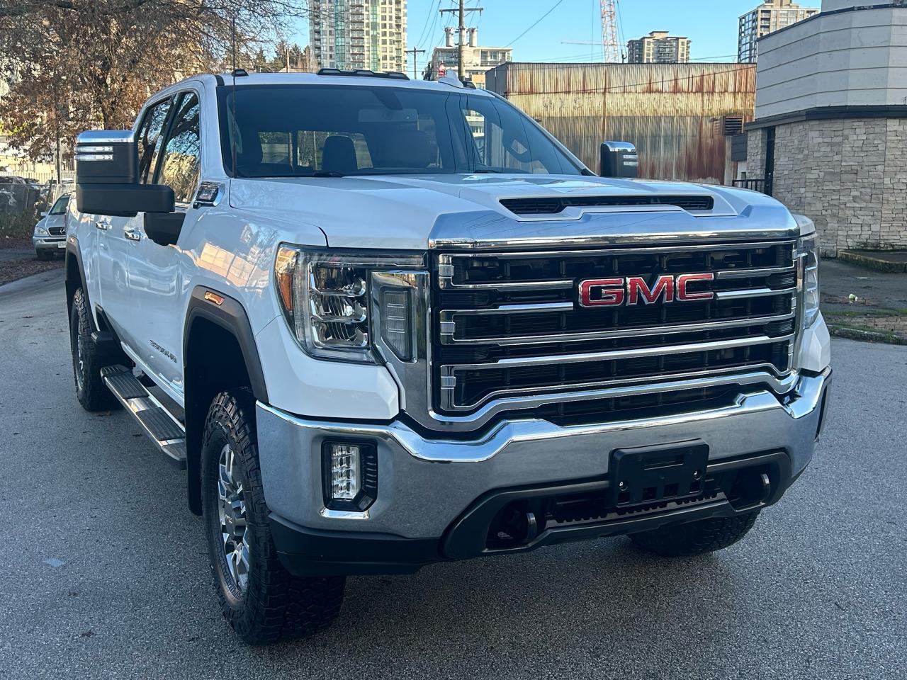 2021 GMC Sierra 3500 SLT - Photo #4