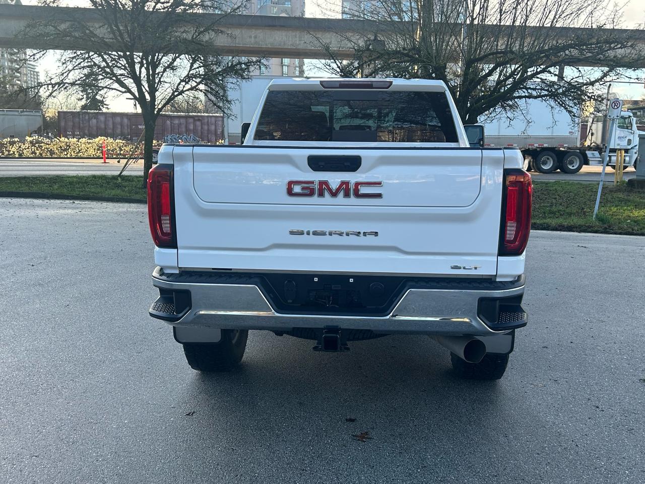 2021 GMC Sierra 3500 SLT - Photo #7