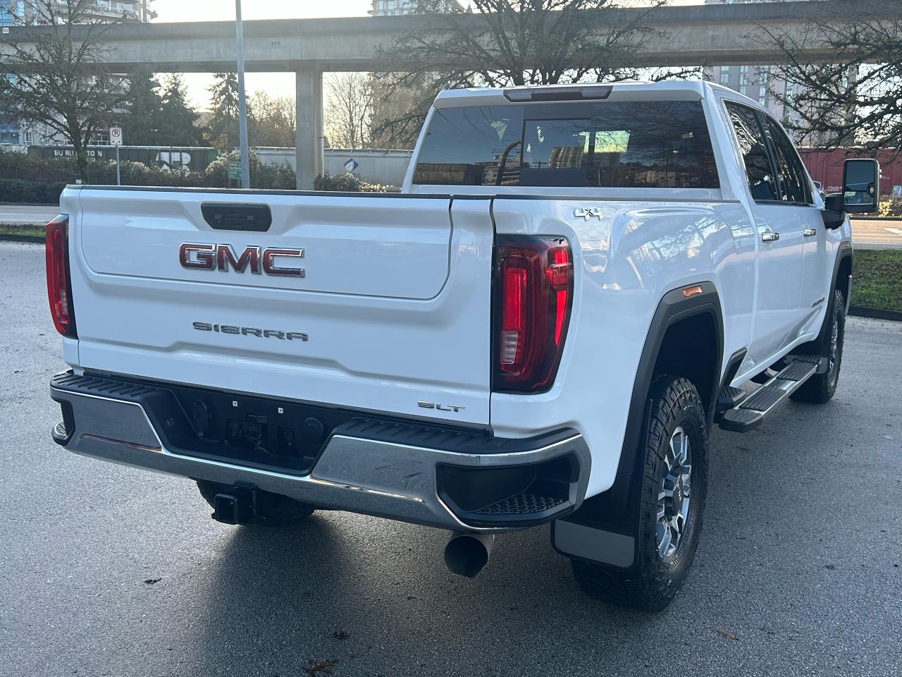 2021 GMC Sierra 3500 SLT - Photo #6
