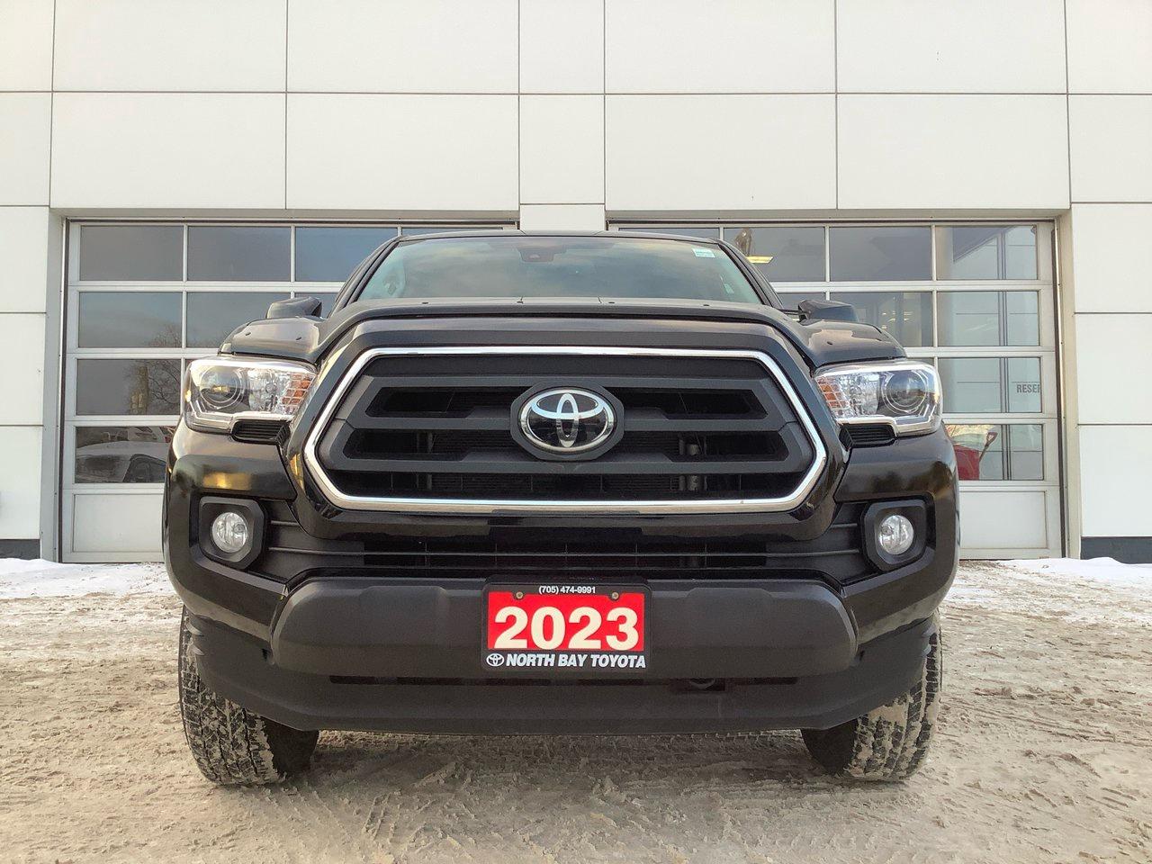 2023 Toyota Tacoma SR5 Photo2