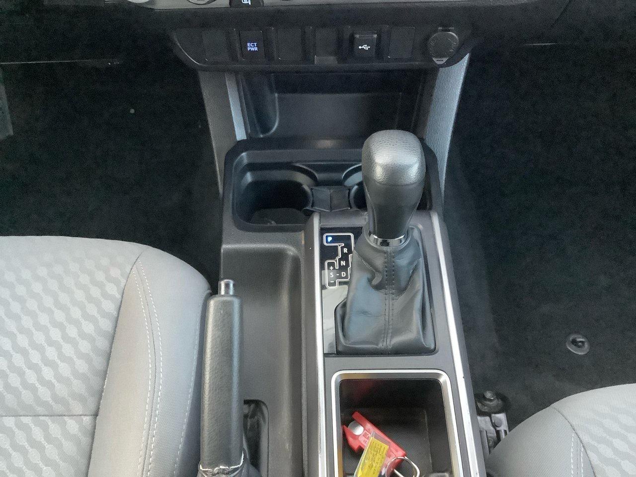 2023 Toyota Tacoma SR5 Photo