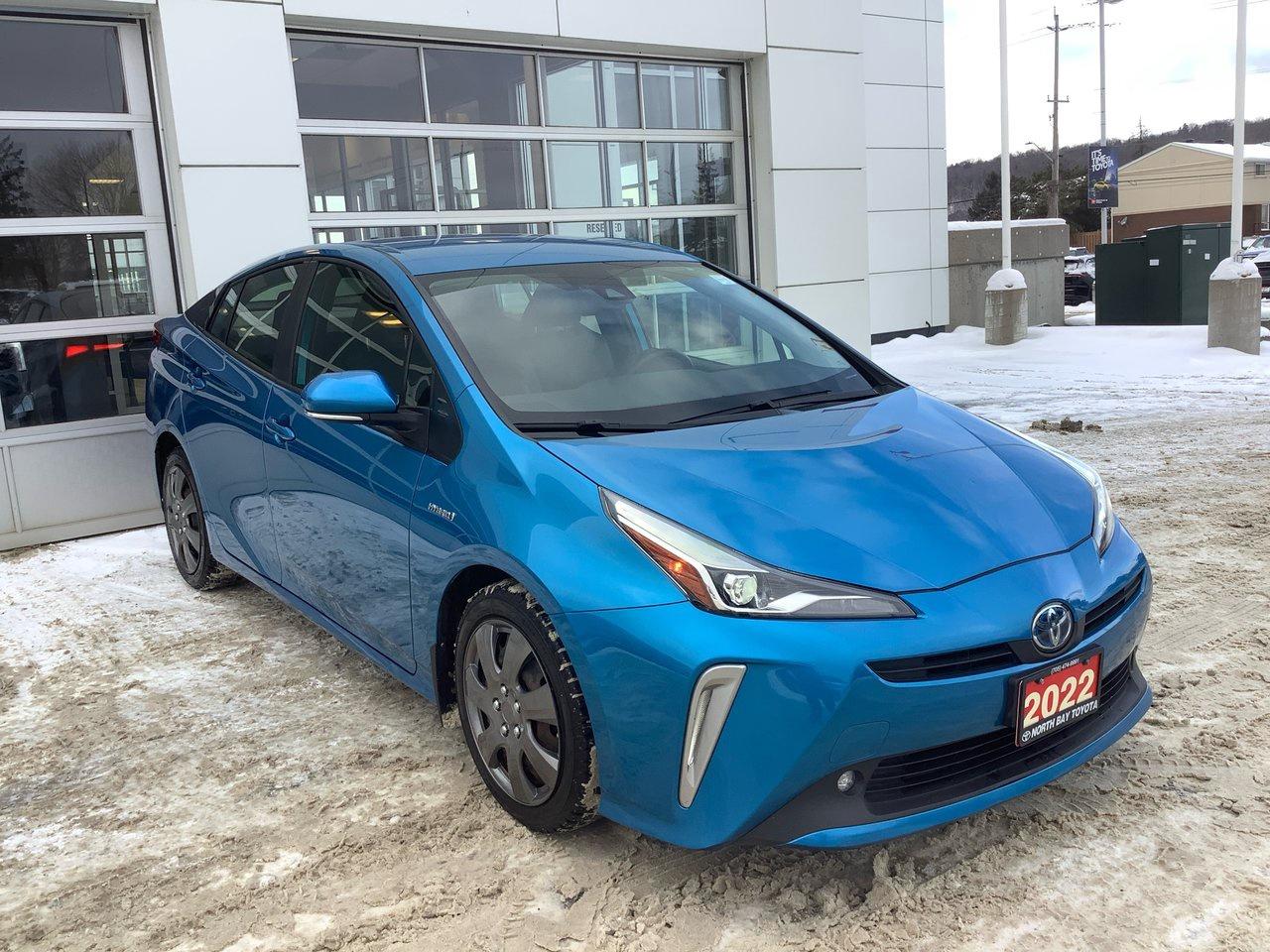 2022 Toyota Prius  Photo2