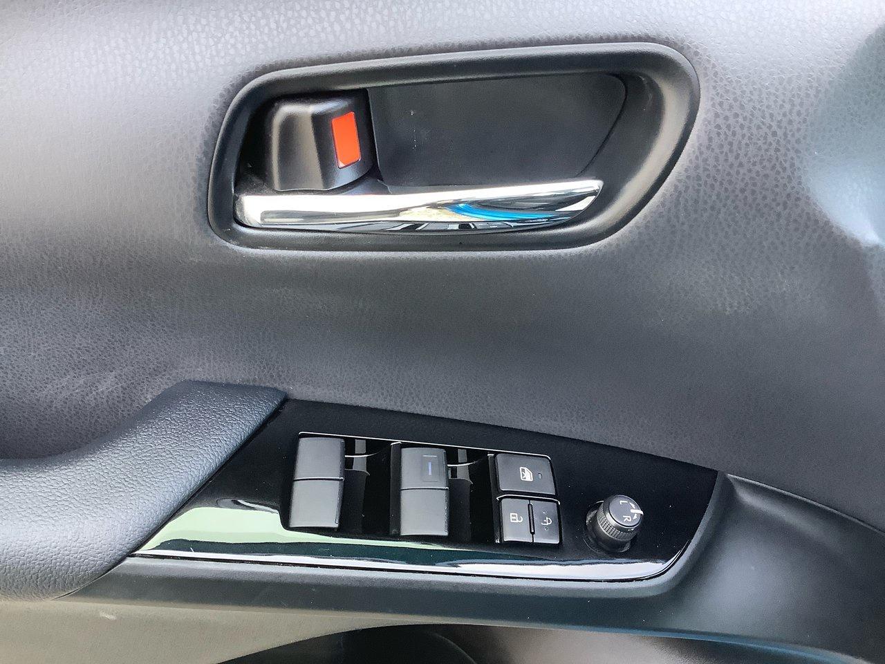 2022 Toyota Prius  Photo