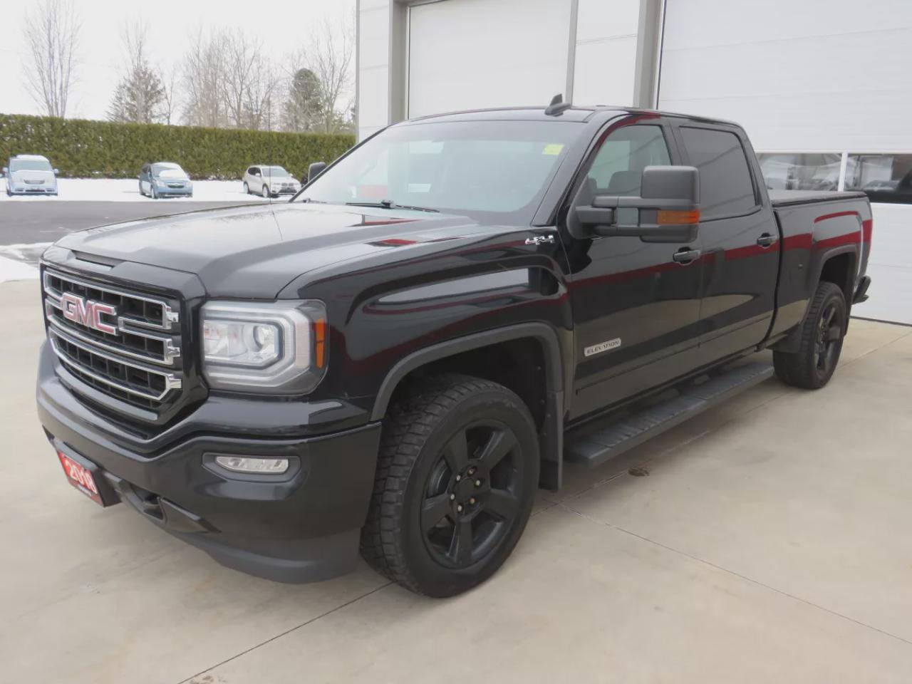 2018 GMC Sierra 1500 SLE (**CLEAN TITLE/NO ACCIDENTS!!**SAFETY/CERTIFIED**4WD**TRAILER HITCH**RUNNING BOARDS**TONNEAU COVER**REMOTE START**POWER SEATS**FOG LIGHTS**DIGITAL TOUCHSCREEN**REVERSE CAMERA**DUAL CLIMATE CONTROL**HEATED SEATS**BLUETOOTH**CRUISE CONTROL**) Photo