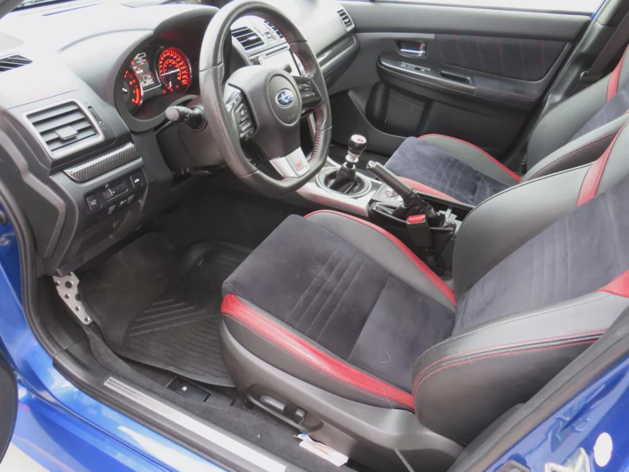 2017 Subaru WRX STI (**VERY LOW KM!!**CLEAN TITLE/NO ACCIDENTS**SAFETY/CERTIFIED!!**AWD**MANUAL TRANSMISSION**ALLOY RIMS**REAR SPOILER**BLIND SPOT DETECTION**REVERSE CAMERA**DIGITAL TOUCHSCREEN**DRIVE MODES**BLUETOOTH**CRUISE CONTROL**) Photo3