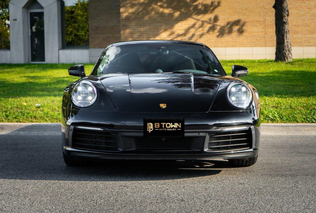 2022 Porsche 911 Carrera Photo