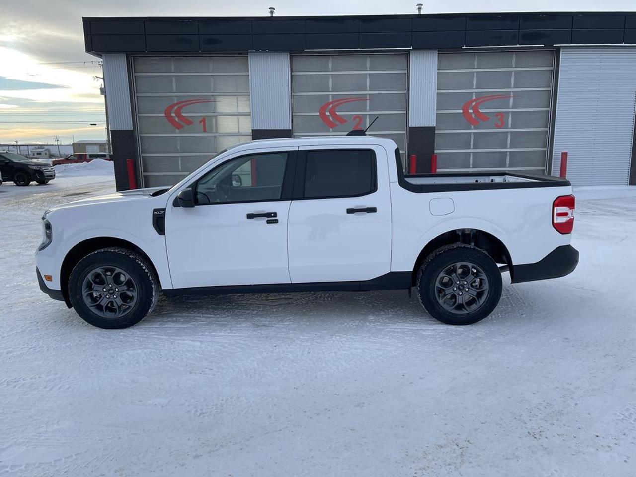 2026 Ford Maverick XLT 302A Photo3