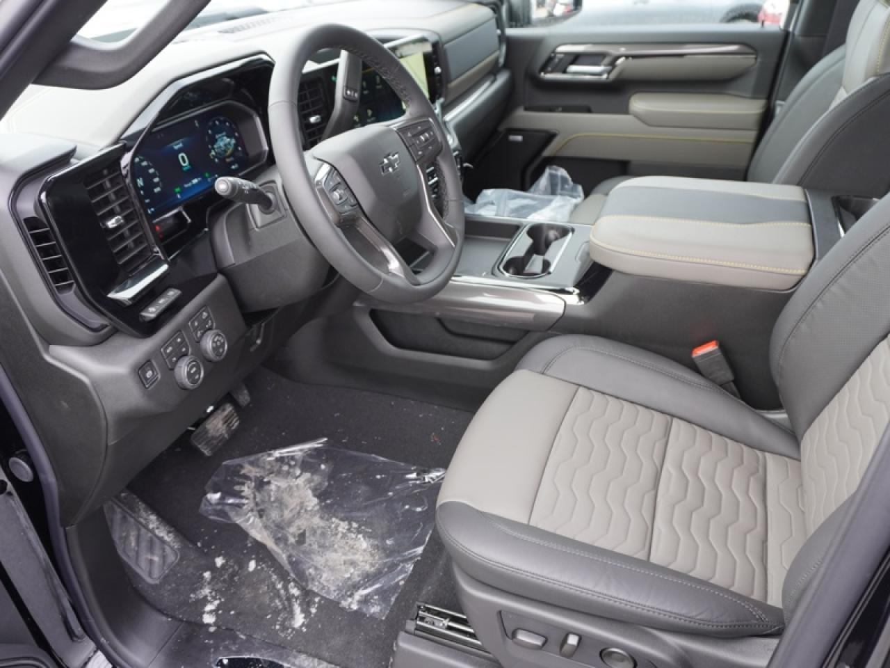 2026 Chevrolet Silverado 2500 HD ZR2  - Leather Seats Photo