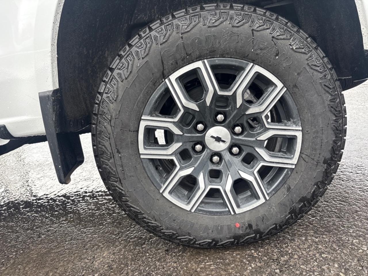 2026 Chevrolet Colorado Z71  - Sunroof Photo