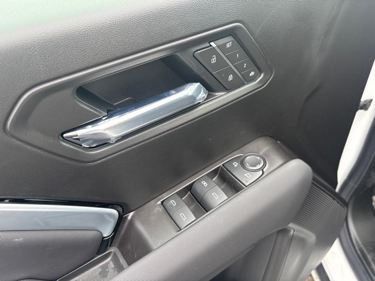 2026 Chevrolet Colorado Z71  - Sunroof Photo