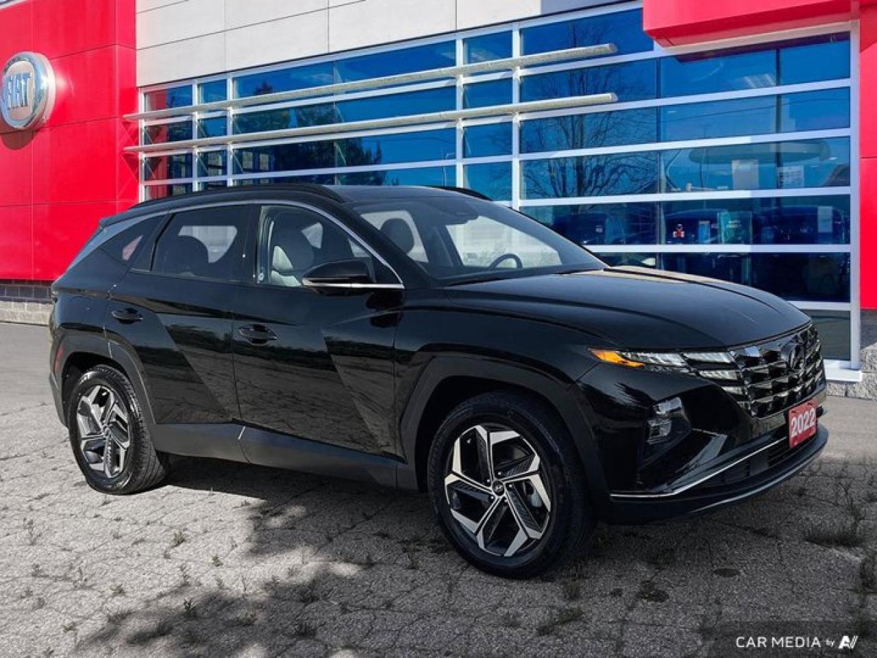 Used 2022 Hyundai Tucson Plug-In Hybrid Ultimate | Leather | Nav | Moonroof | Heated and Cooled Seats | Heated Steering | and More! for sale in Guelph, ON