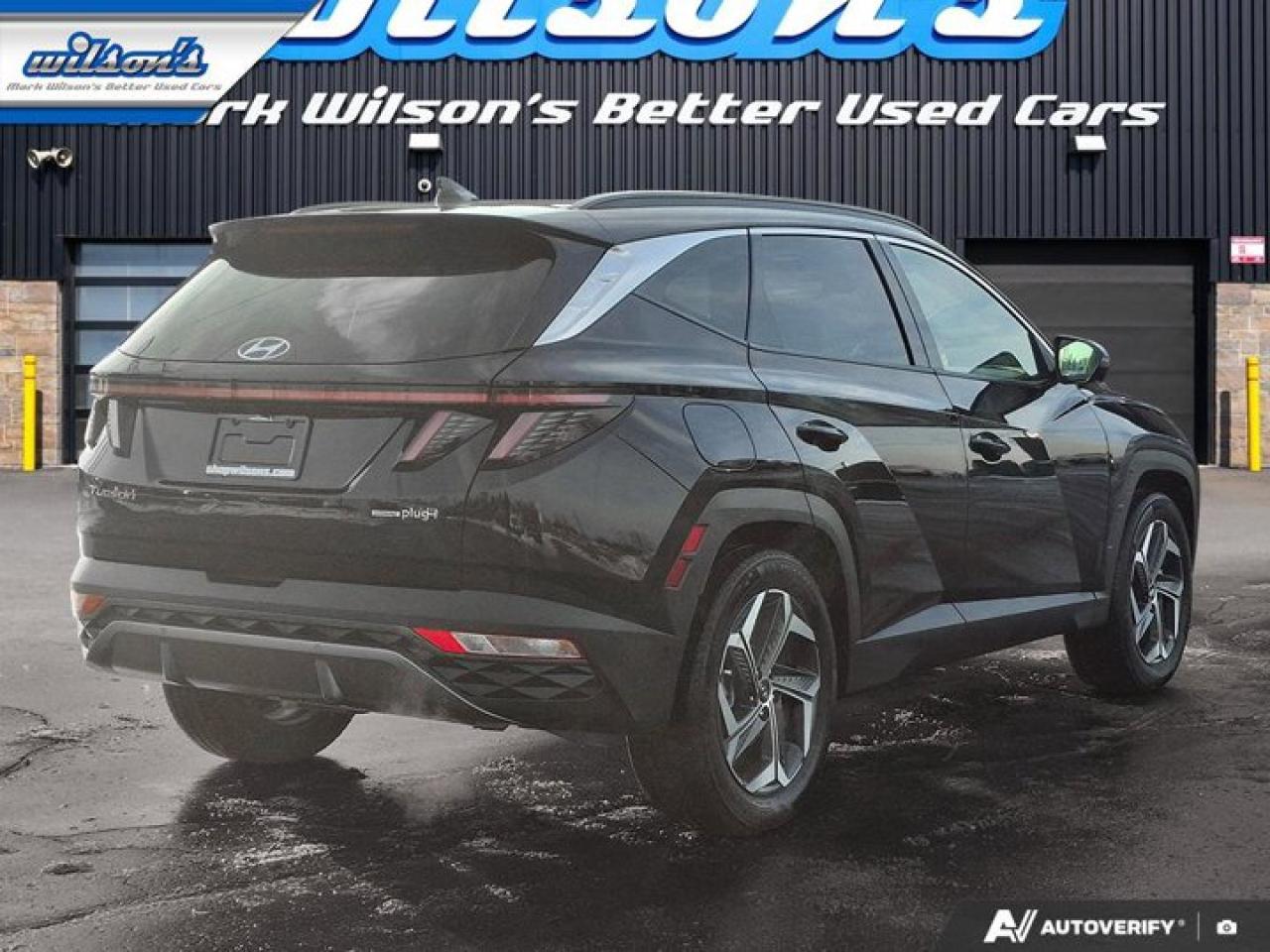 2022 Hyundai Tucson Plug-In Hybrid Ultimate | Leather | Nav | Moonroof | Heated and Cooled Seats | Heated Steering | and More! Photo4