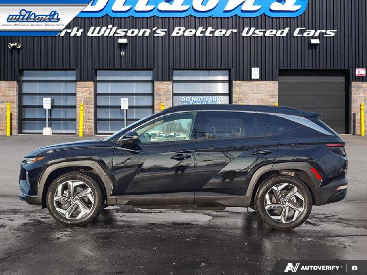 2022 Hyundai Tucson Plug-In Hybrid Ultimate | Leather | Nav | Moonroof | Heated and Cooled Seats | Heated Steering | and More! Photo