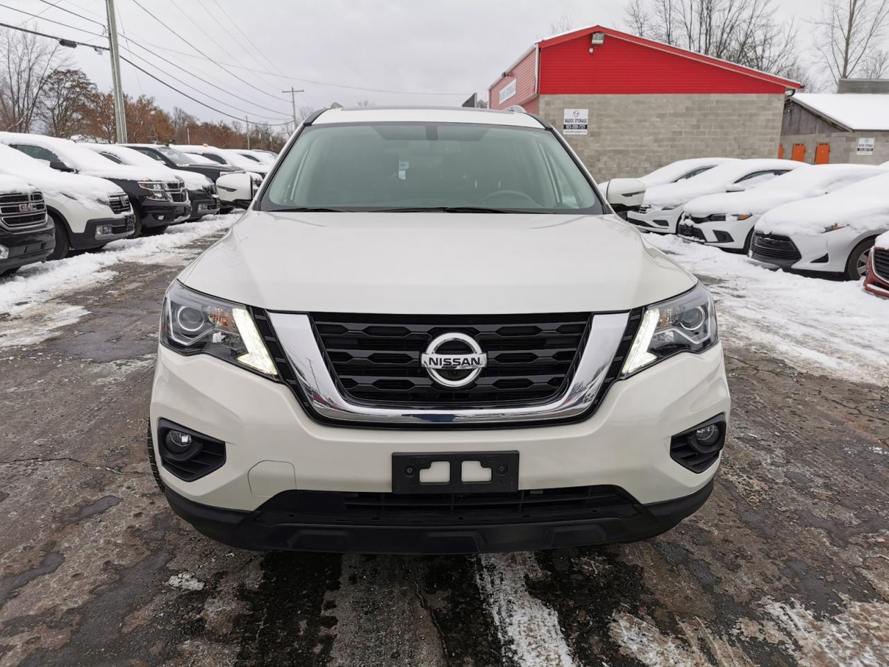 2017 Nissan Pathfinder SL 4WD - Photo #8