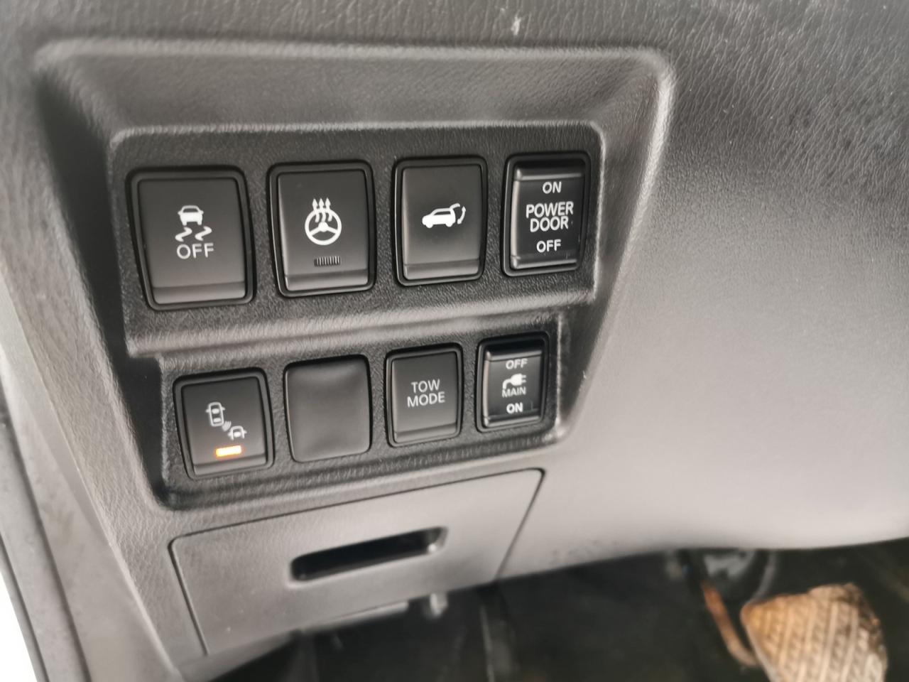 2017 Nissan Pathfinder SL 4WD - Photo #14