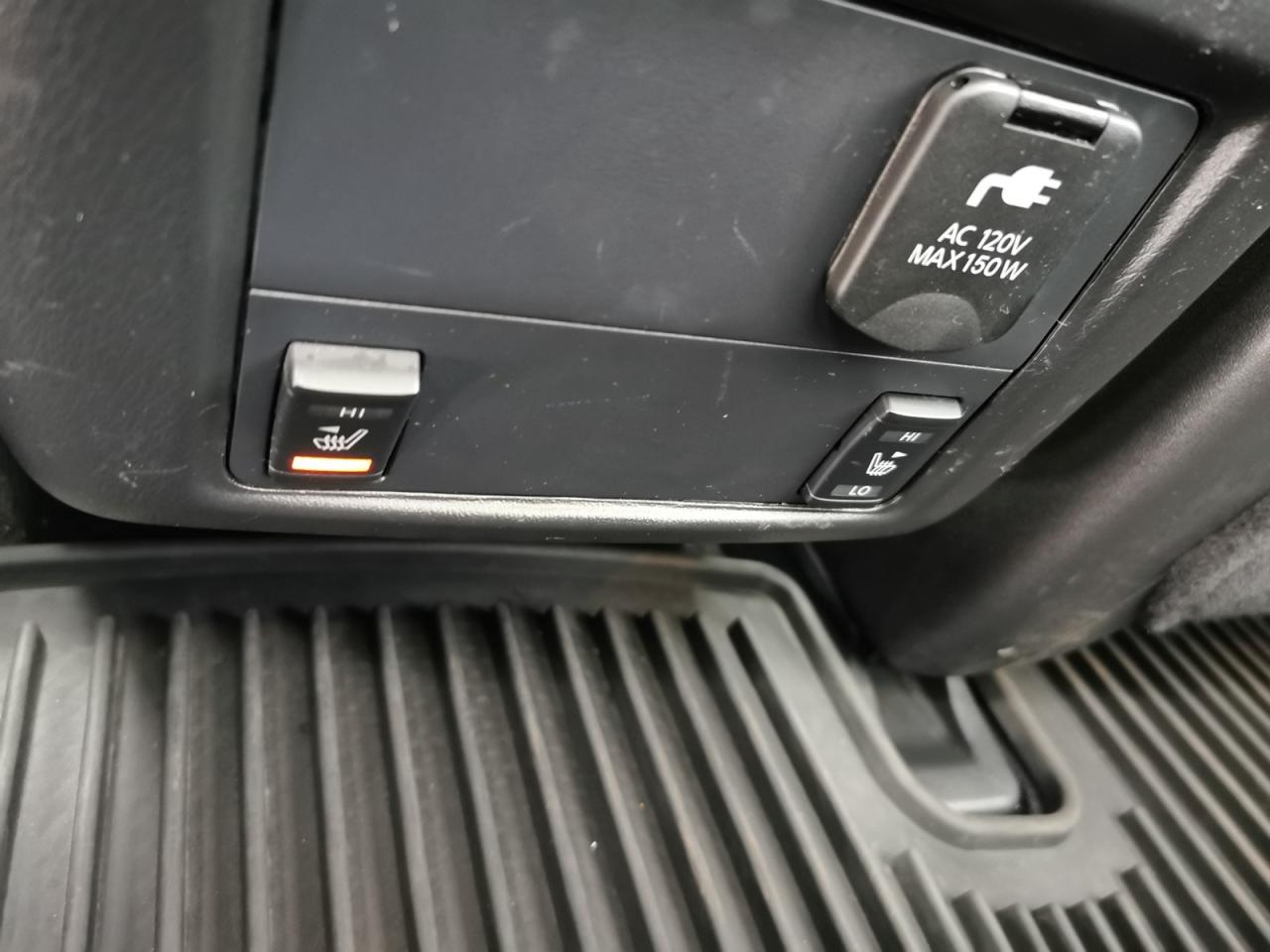 2017 Nissan Pathfinder SL 4WD - Photo #17