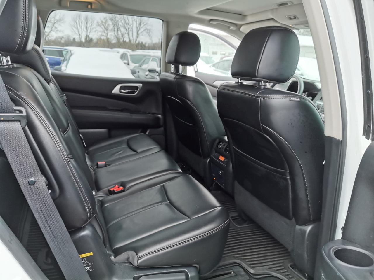 2017 Nissan Pathfinder SL 4WD - Photo #23