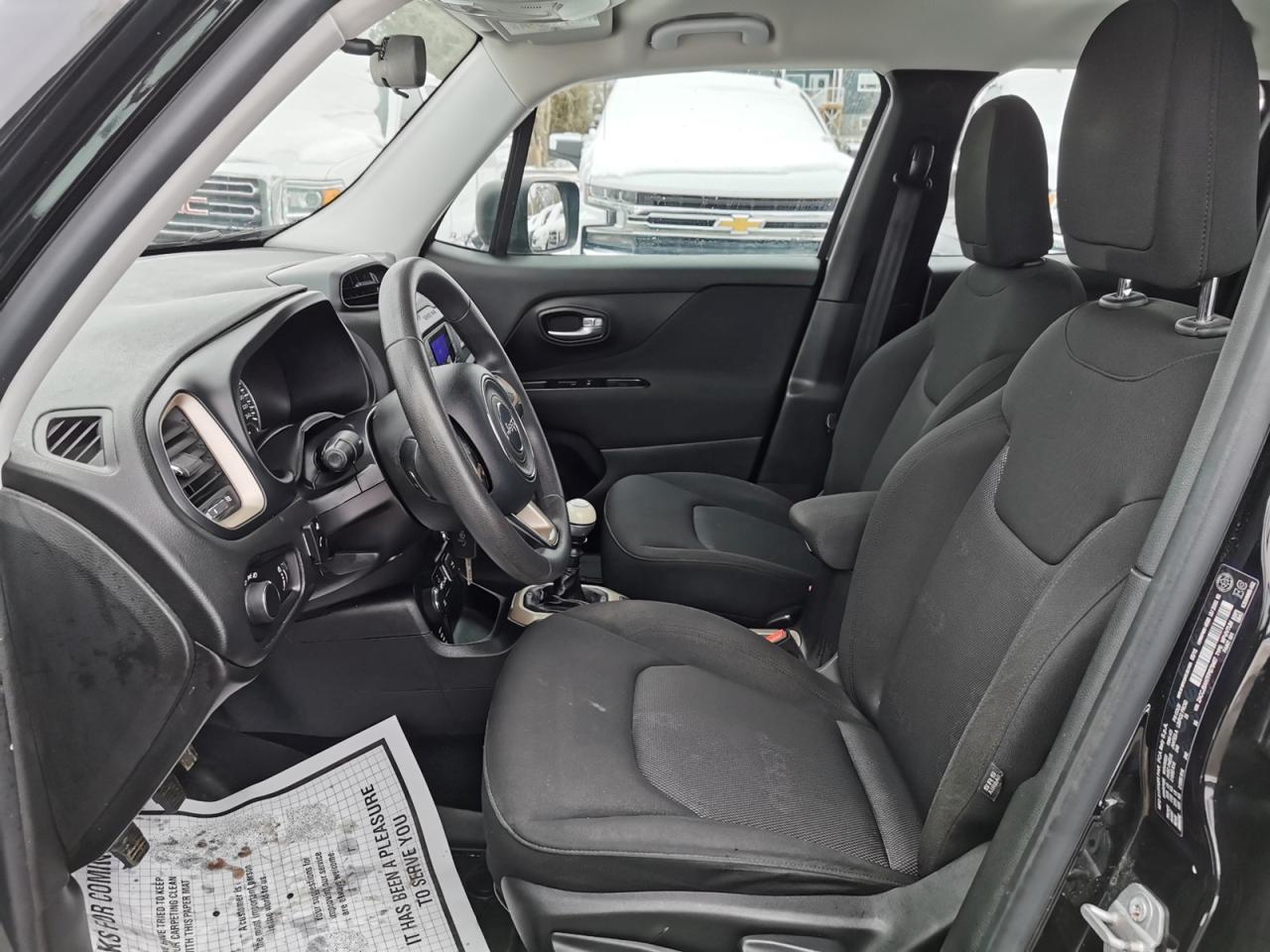 2015 Jeep Renegade Sport - Photo #11