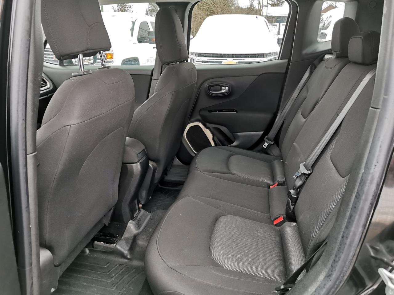 2015 Jeep Renegade Sport - Photo #14