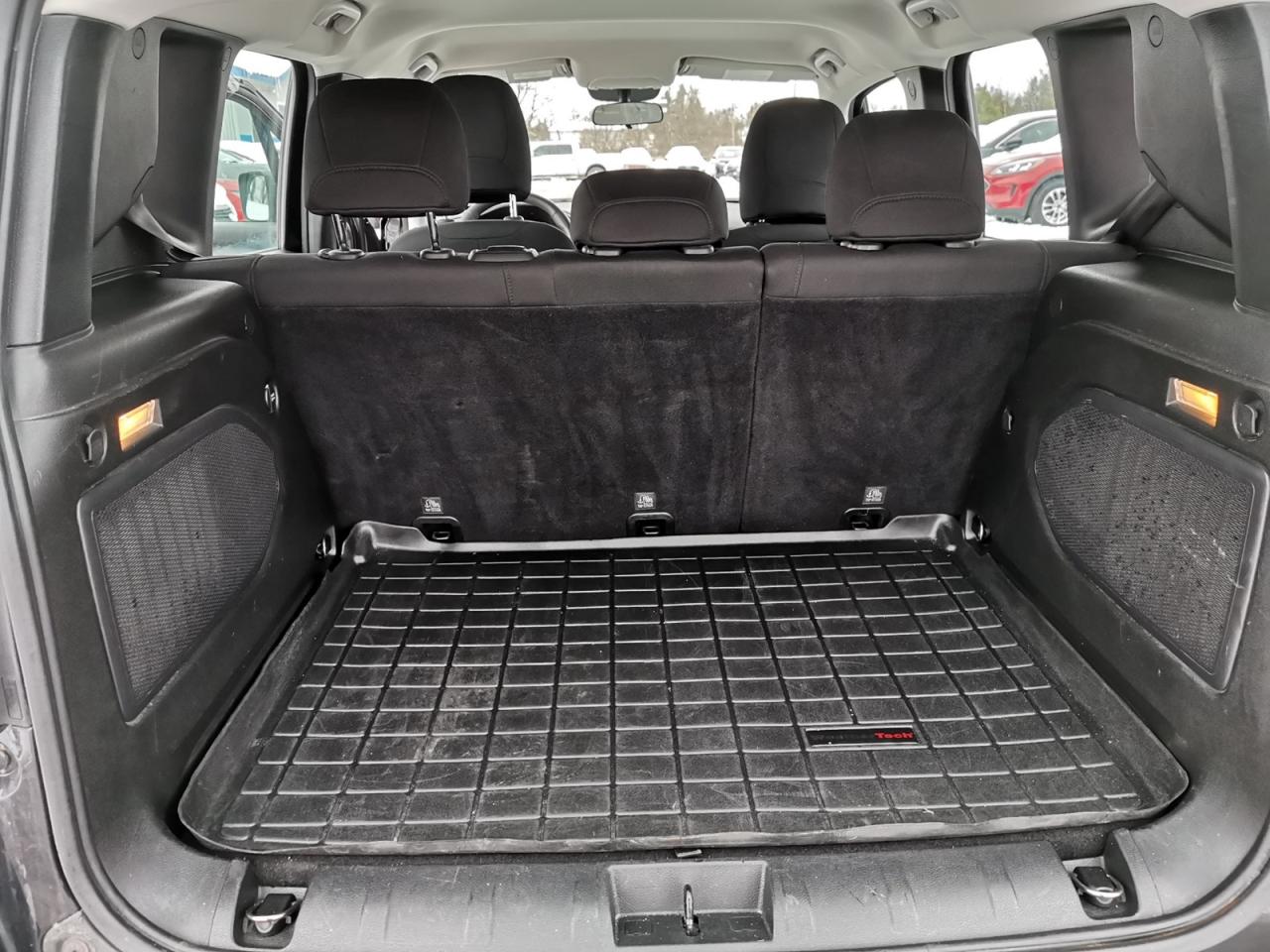 2015 Jeep Renegade Sport - Photo #17