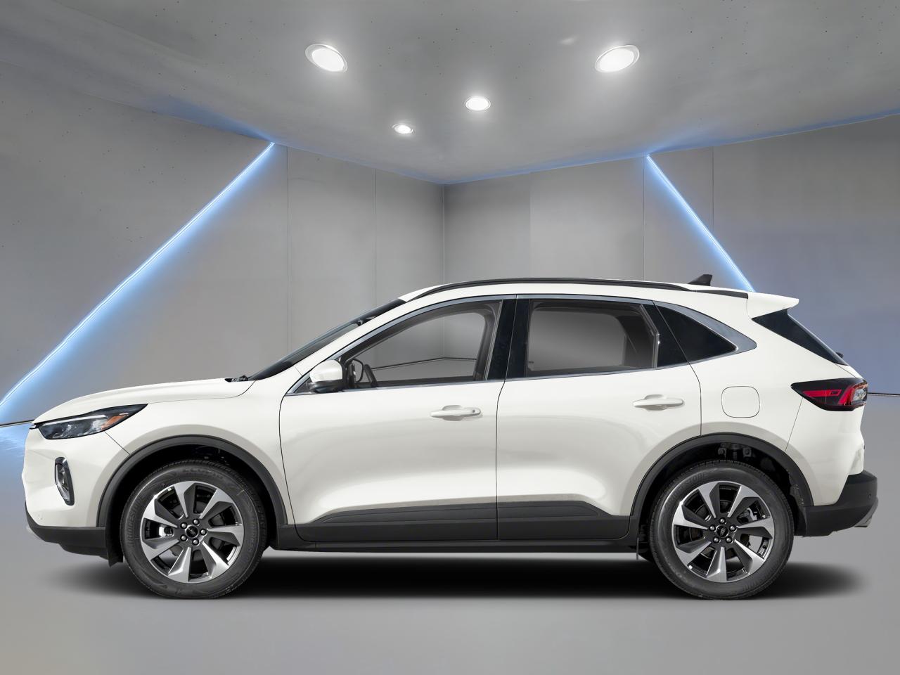 2026 Ford Escape Hybrid PLATINUM Photo2