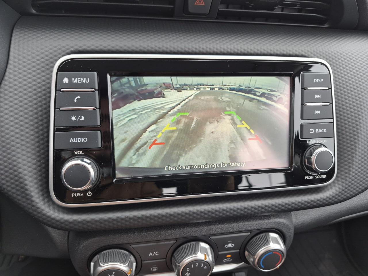 2025 Nissan Kicks Play S FWD Photo25