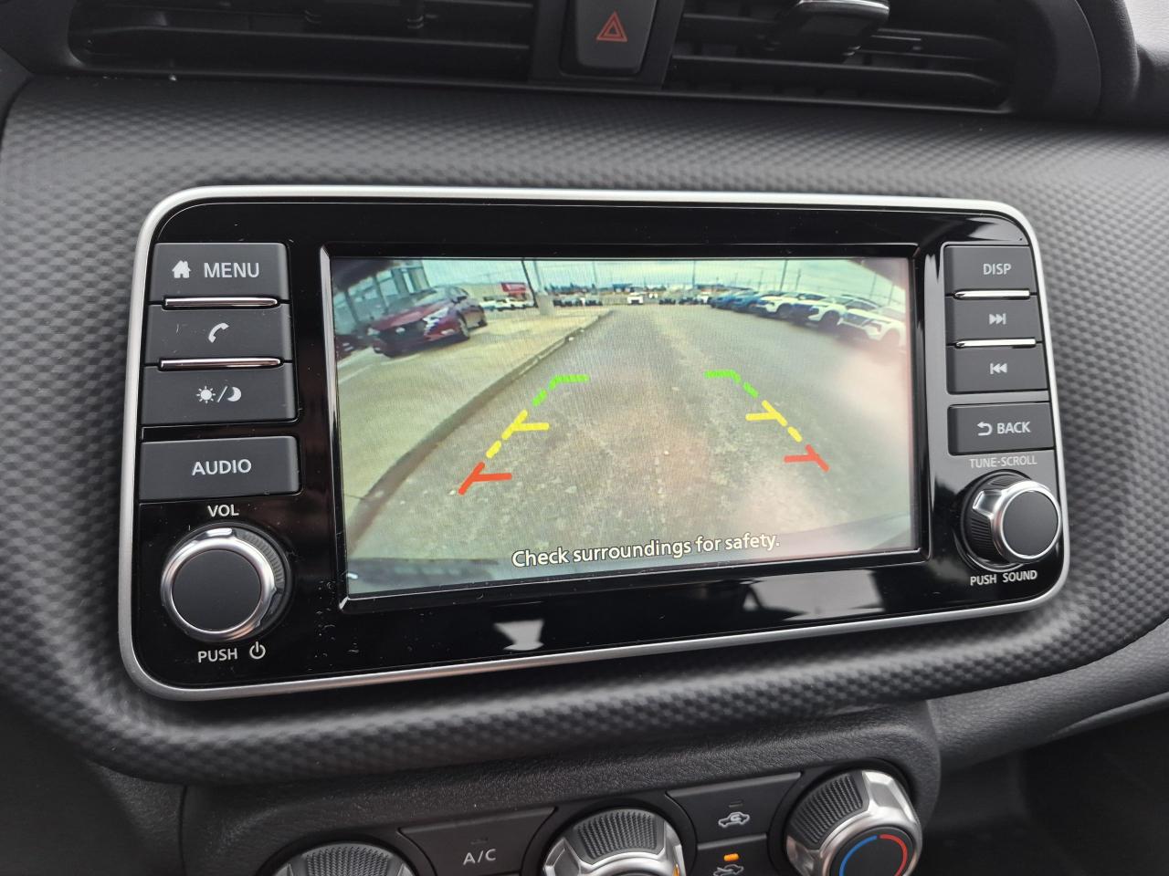 2025 Nissan Kicks Play S FWD Photo27