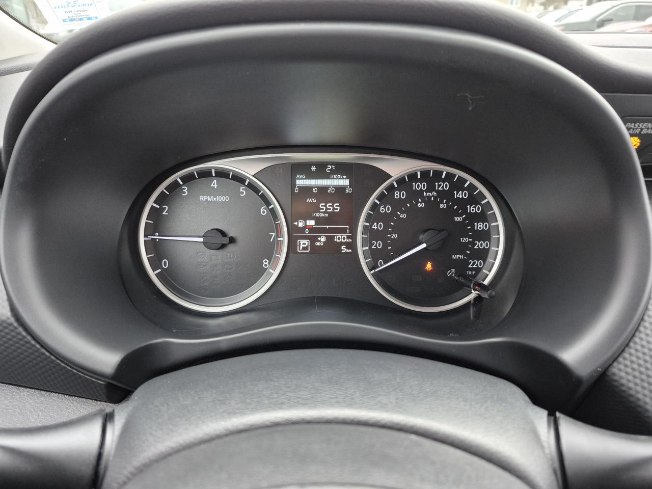 2025 Nissan Kicks Play S FWD Photo8