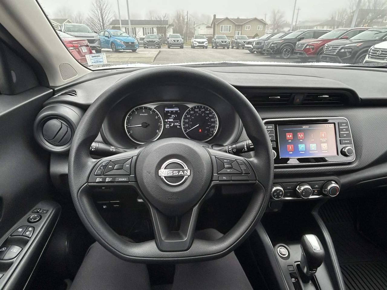 2025 Nissan Kicks Play S FWD Photo22