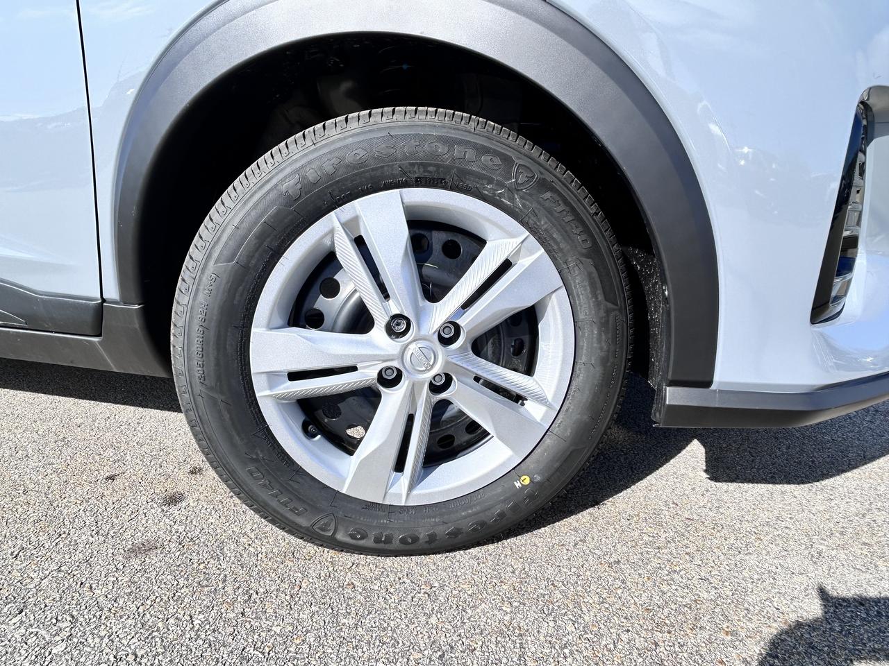 2025 Nissan Kicks Play S FWD Photo